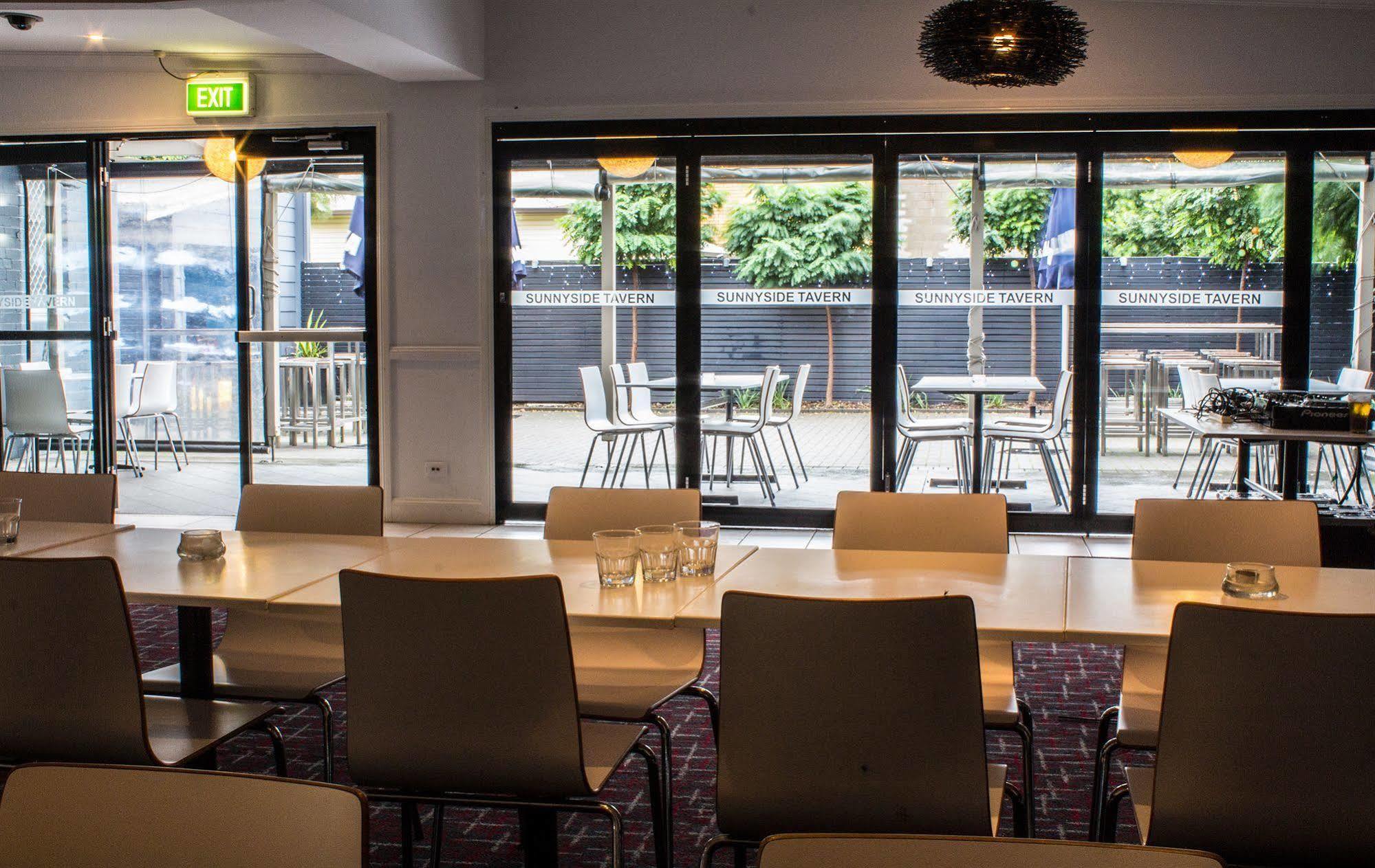 The Sunnyside Tavern, Broadmeadow Newcastle Dış mekan fotoğraf